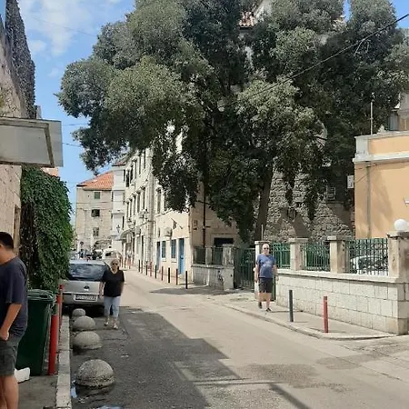 Splitska Varos *